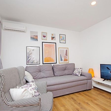 Apartments Luny Makarska Room photo