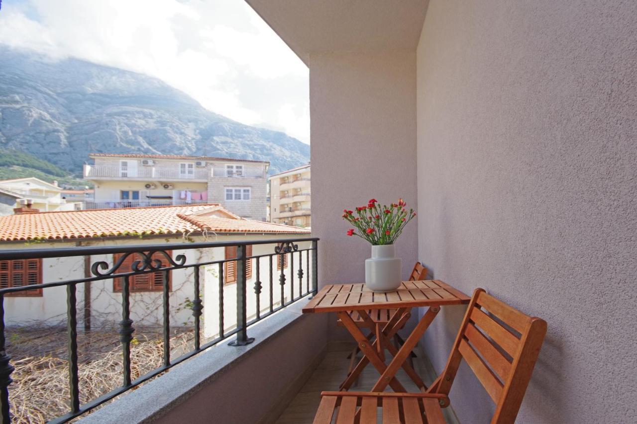 Apartments Luny Makarska Exterior photo