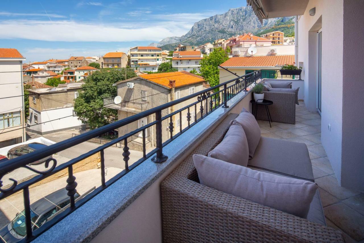 Apartments Luny Makarska Exterior photo